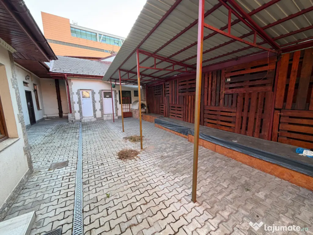 Spațiu comercial de închiriat, 170 mp, Centru