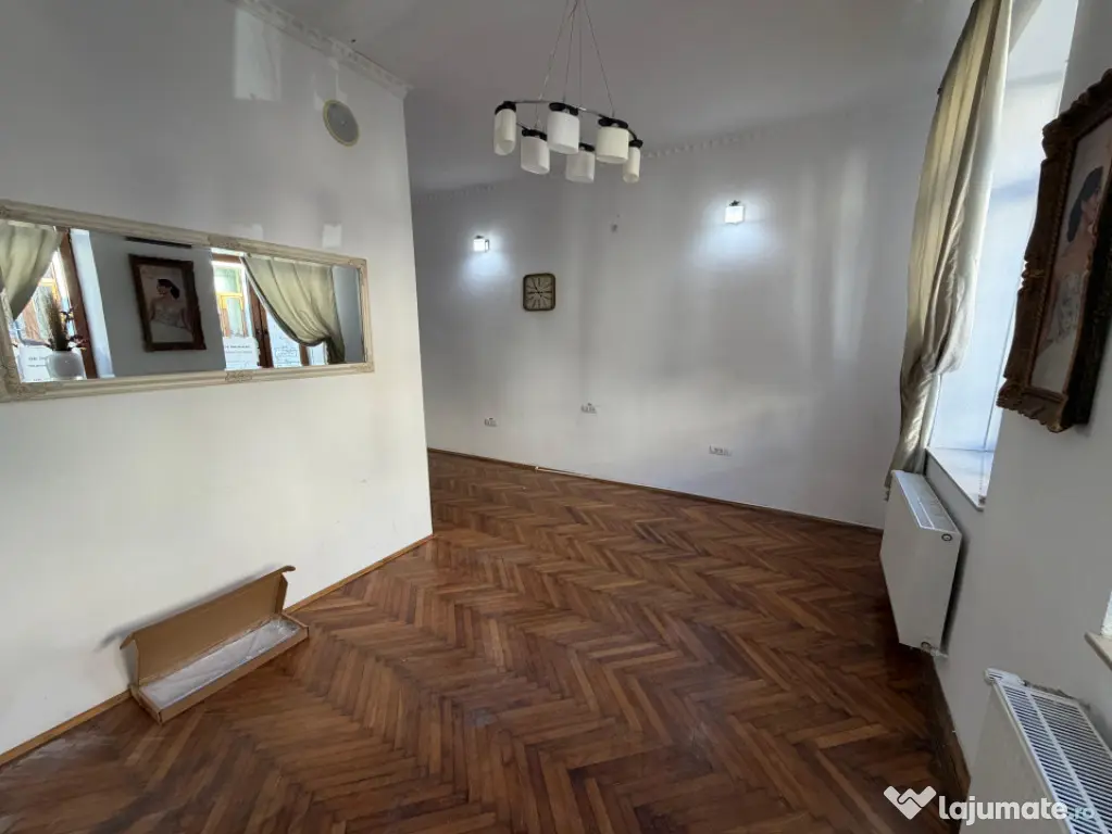 Spațiu comercial de închiriat, 170 mp, Centru