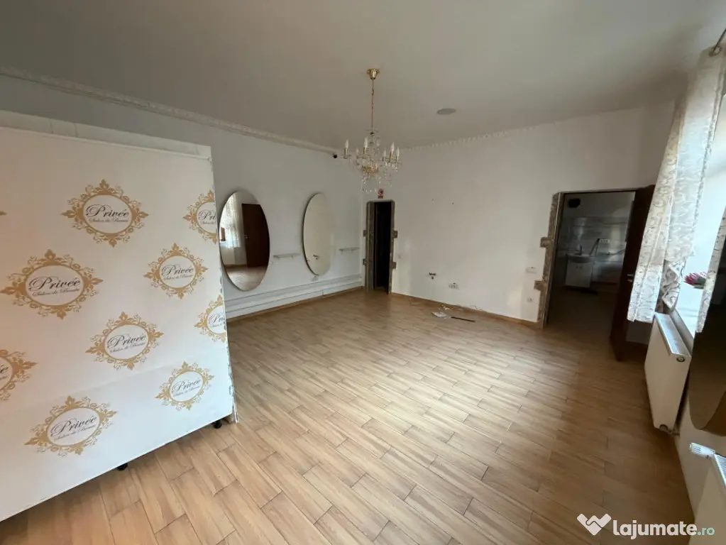 Spațiu comercial de închiriat, 170 mp, Centru