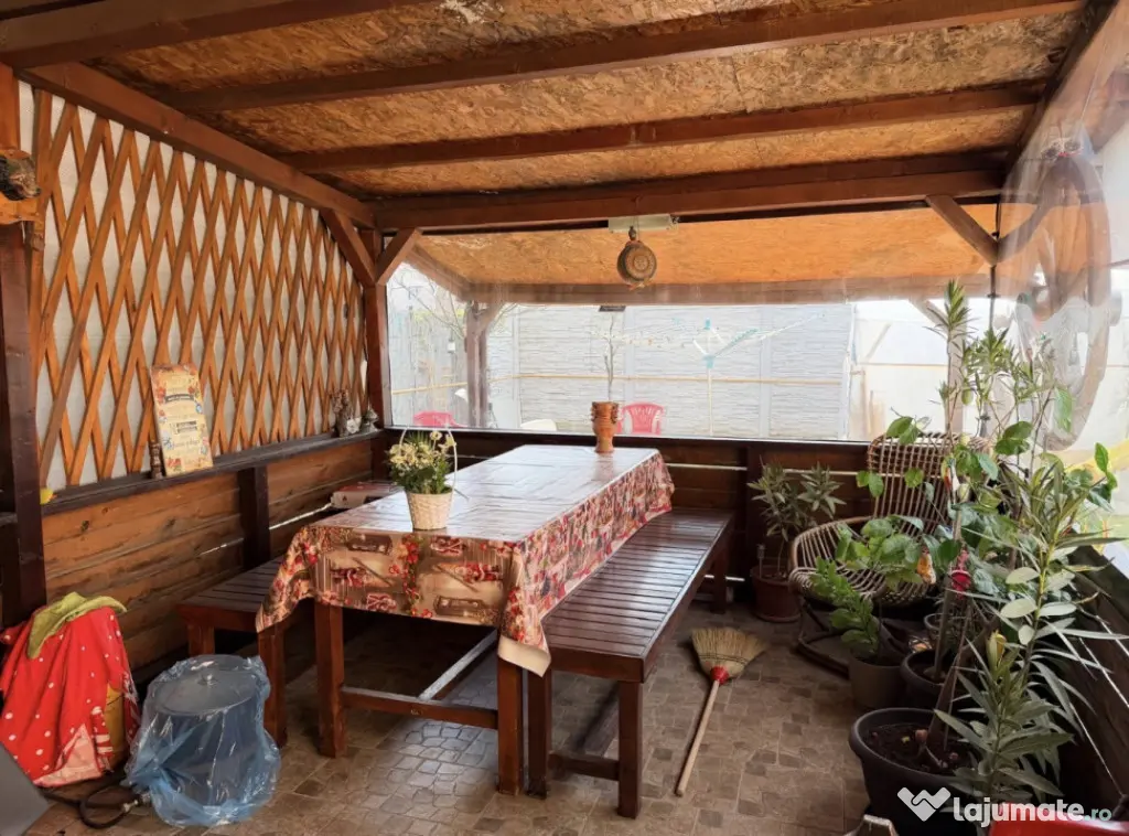 Casa P+M, teren 484 mp, POPOVENI