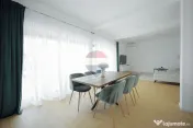 Casă modernă cu 4 camere de închiriat, în Sântandrei 