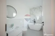 Casă modernă cu 4 camere de închiriat, în Sântandrei 