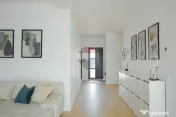 Casă modernă cu 4 camere de închiriat, în Sântandrei 