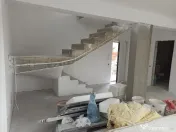 Vila ind.3cam2bai2parcari-192mp curte/25min metrou Bercen...