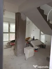 Vila ind.3cam2bai2parcari-192mp curte/25min metrou Bercen...