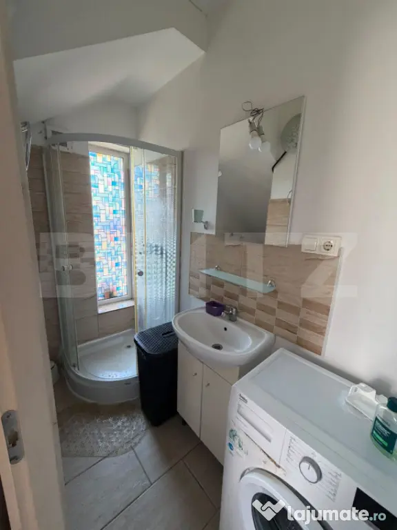 Apartament cu o camera si terasa, curte comuna, Zona Steaua