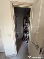 Apartament cu o camera si terasa, curte comuna, Zona Steaua 