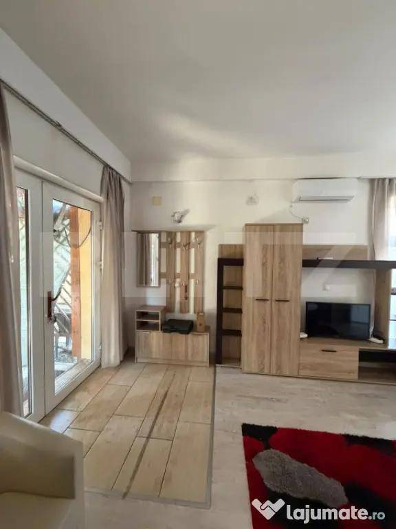 Apartament cu o camera si terasa, curte comuna, Zona Steaua