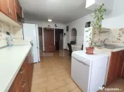 Apartament spatios 80mp cu 3 camere decomandate