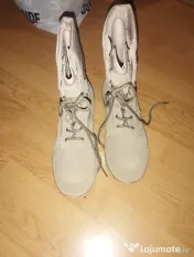 bocanci militari