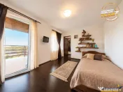 Vila Poiana Angelescu,441 mp,1.400mp teren, 5 dormitoare, 2 