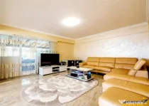 Vila luminoasa, curte individuala, priveliste panoramica spr