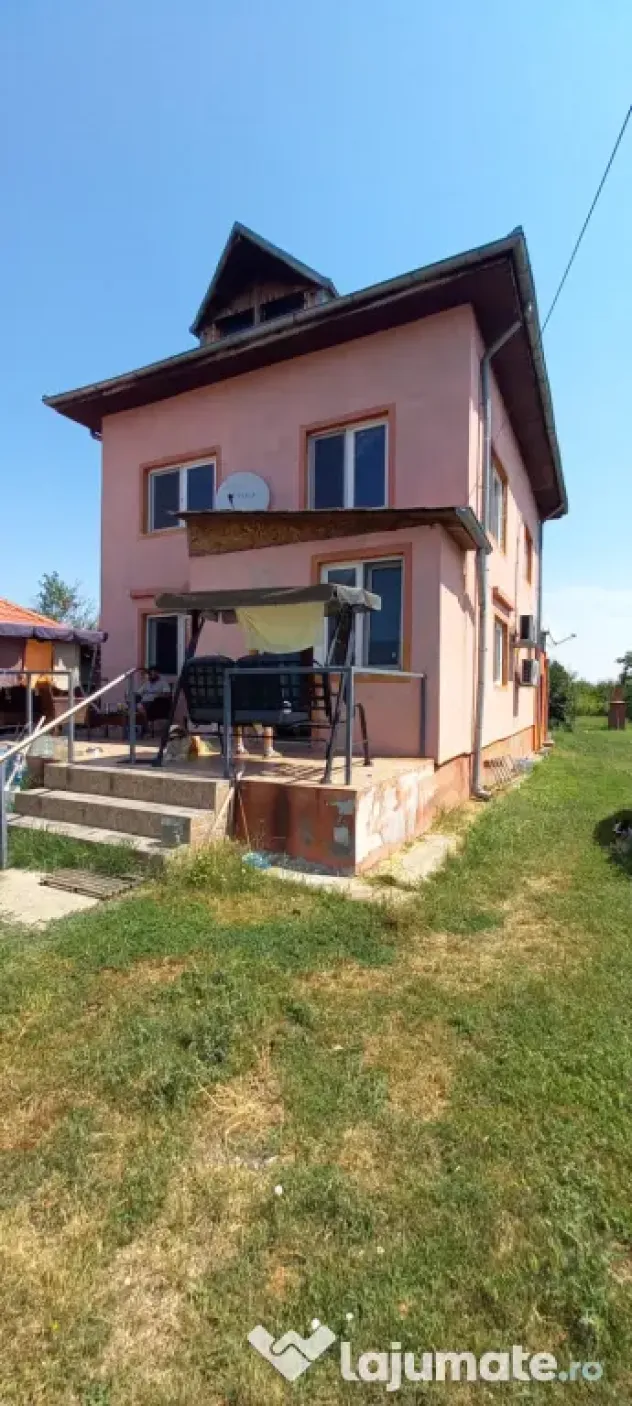 Zugrav Fațade Case cu Pompa Profesională Airless - oriunde in tara
