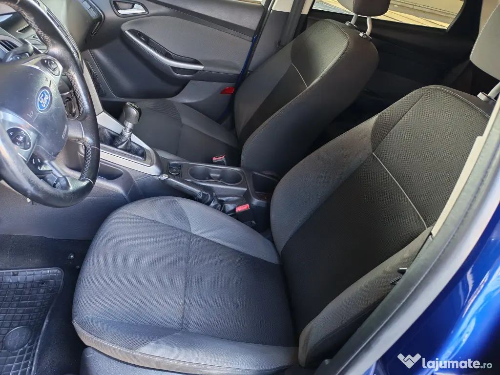 Ford Focus mk3 break FACELIFT