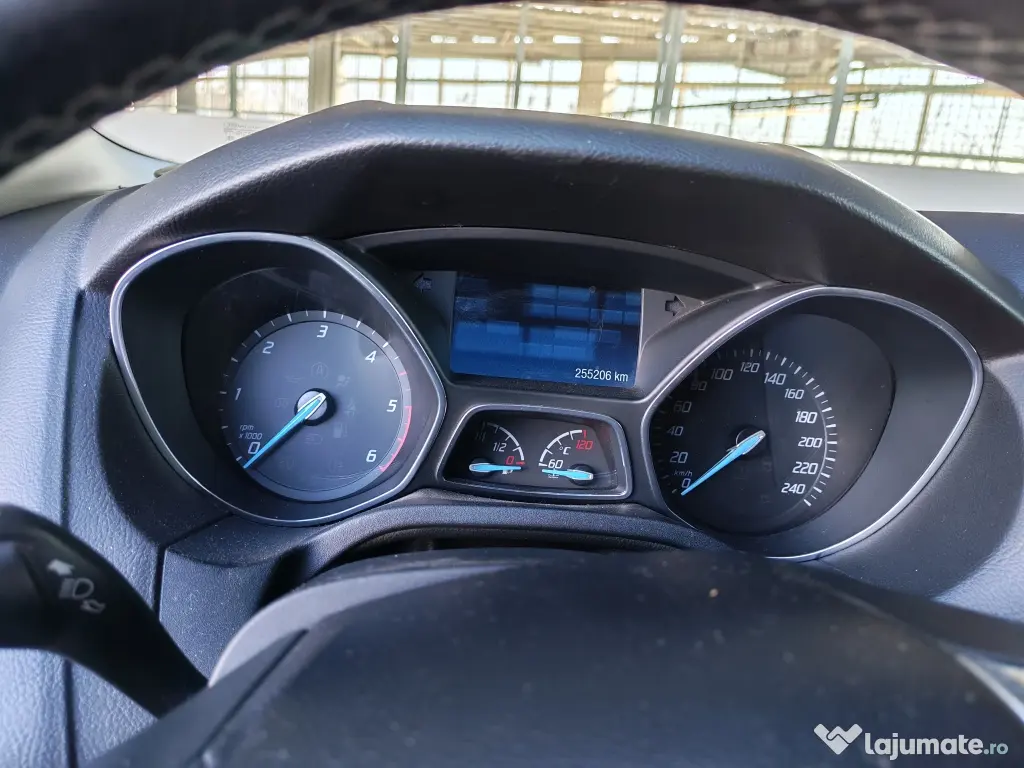 Ford Focus mk3 break FACELIFT
