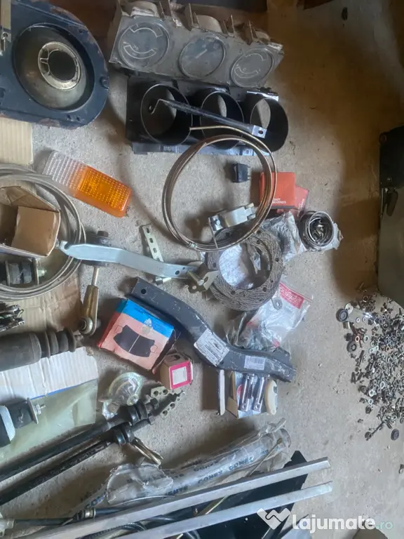 Vand lot piese dacia 1300 si 1310