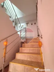 Casă de vânzare in Tărtășești / DN7, 190 mp, 5 came...