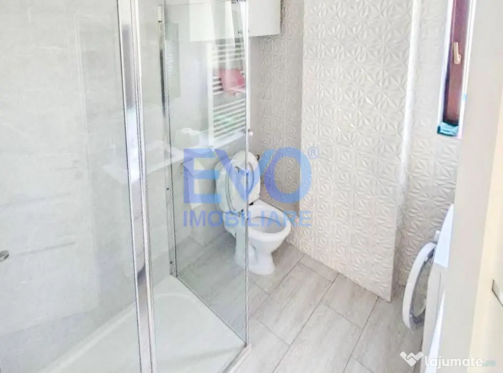 Apartament cu 3 camere, gradina, loc de parcare, zona Valea