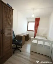 Apartament cu 3 camere, 55MP, zona Răzoare 