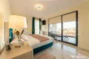 Apartament ultracentral - 3 camere, 167 mp, 2 terase, 2 l...