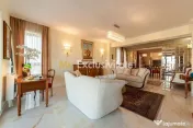 Apartament ultracentral - 3 camere, 167 mp, 2 terase, 2 l...