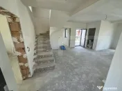 Casă de vânzare cu 3 dormitoare și living open-space, Zal