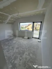 Casă de vânzare cu 3 dormitoare și living open-space, Zal