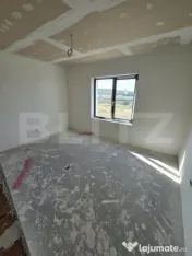 Casă de vânzare cu 3 dormitoare și living open-space, Zal