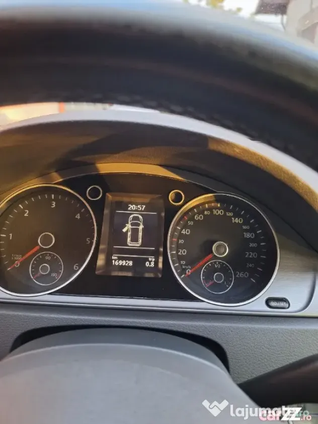 VW Passat B7 2.0 TDI 140CP 2014 169900 km 1 Prop RO 2 Seturi Roti