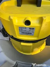Aspirator Karher cu spălare SE 4001 