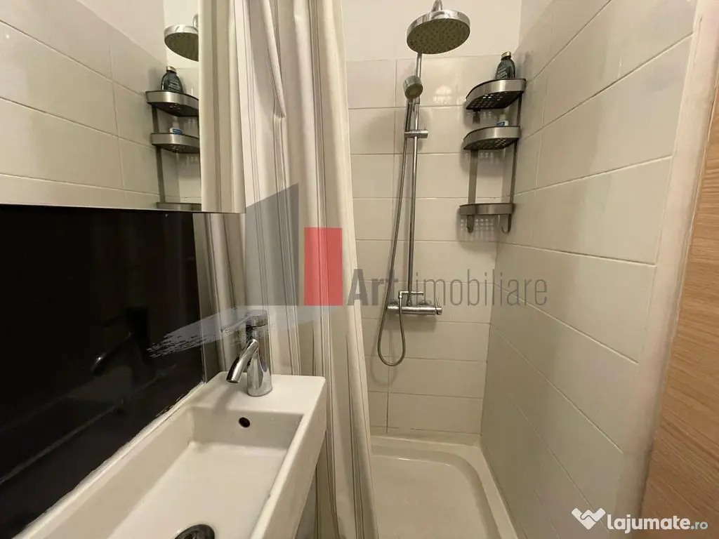 APARTAMENT 2 CAMERE -SALA PALATULUI