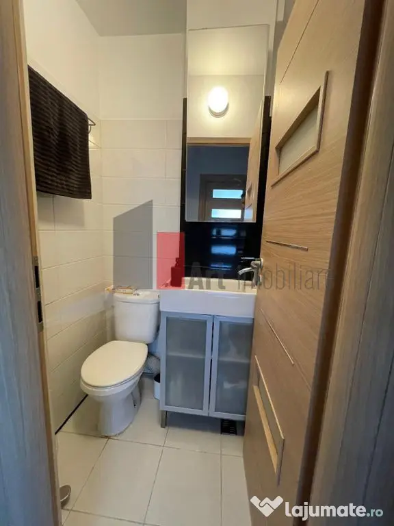 APARTAMENT 2 CAMERE -SALA PALATULUI