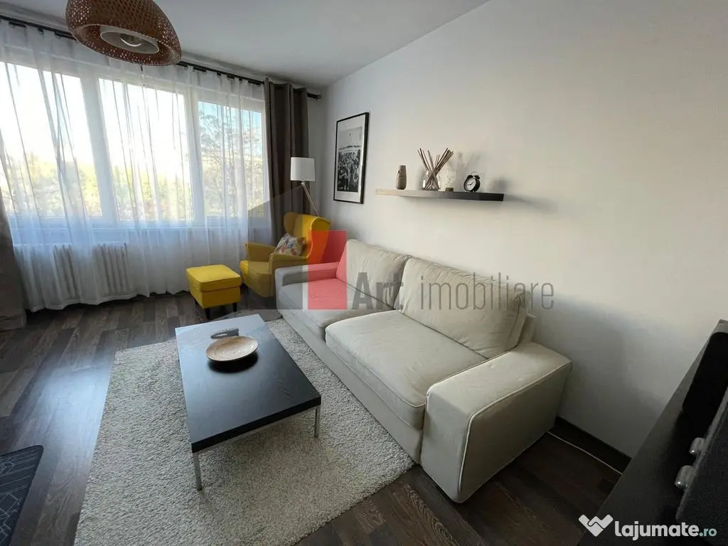 APARTAMENT 2 CAMERE -SALA PALATULUI