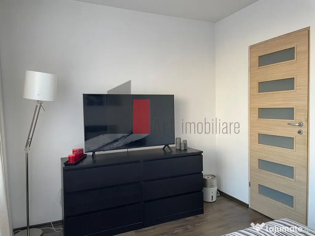 APARTAMENT 2 CAMERE -SALA PALATULUI