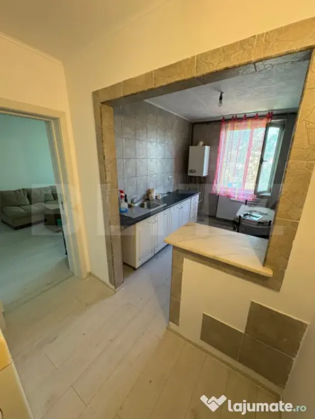 Apartament 2 camere | Zona Cariovei | Etaj 4/4 | 45 mp + bal