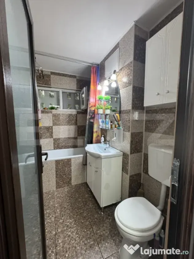 Apartament 3 camere, 67 mp, Calea București - Dezrobirii