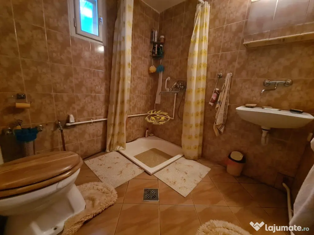 Casa de vacanta (Izvoru Muresului, str. Fazakas)