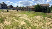 Se ofera spre vanzare un teren intravilan generos, in Cra... 