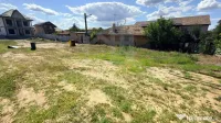 Se ofera spre vanzare un teren intravilan generos, in Cra... 