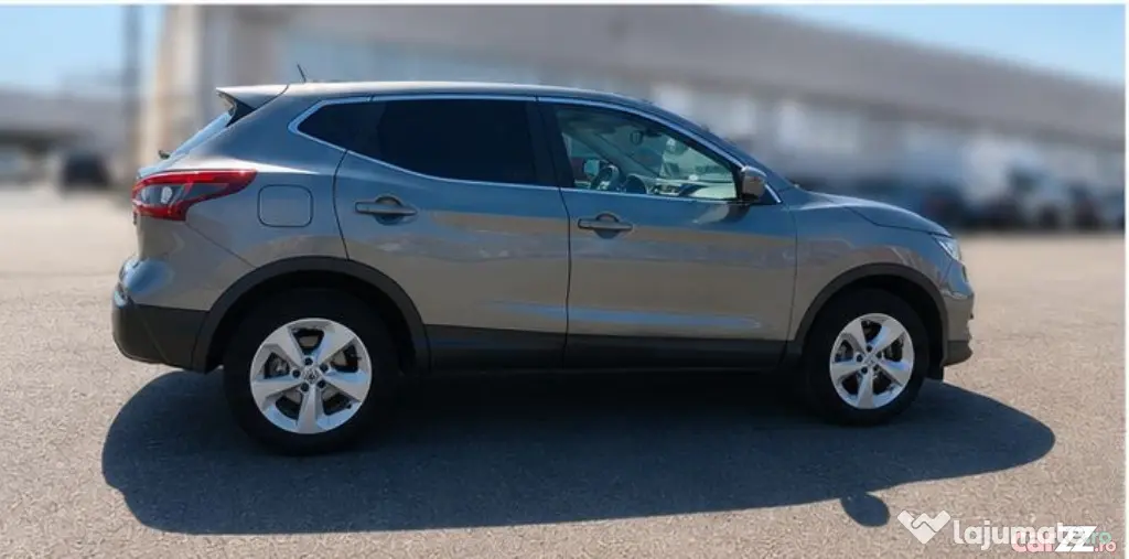 Nissan Qashqai 2021 1.3 benzină