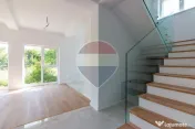 Casă / Vilă Premium/130 mp/Teren 450 m/ Pompă de caldu...