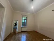 INCHIRIEZ CASA ZONA CENTRU 