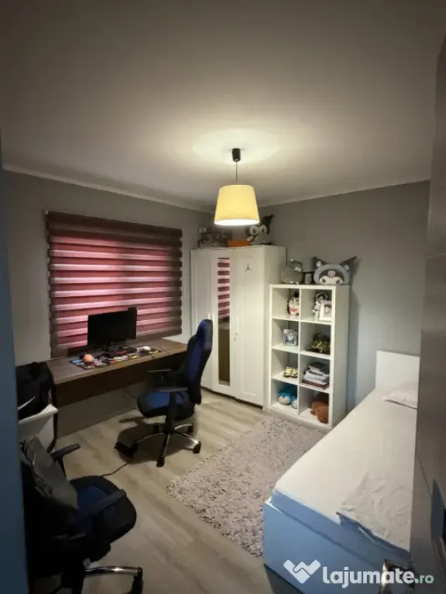 Casa deosebita lux 4 camere, 103 mp, zona Lapus