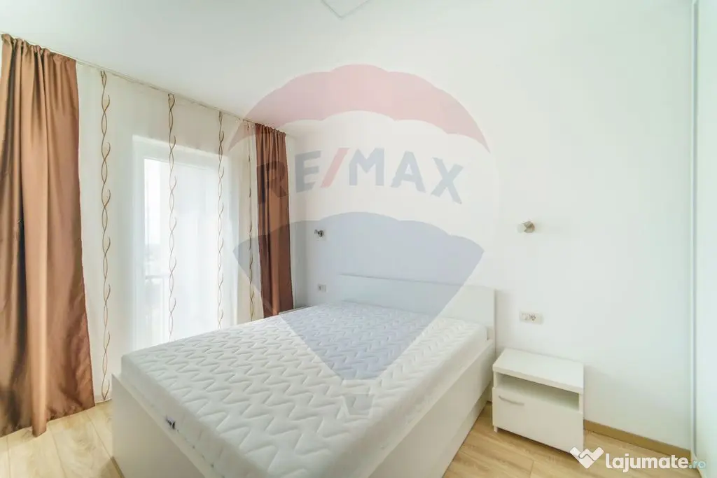 Apartament doua camere de inchiriat, Adora Park