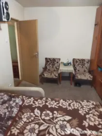 Vand apartament 3 camere 65mp+balcon 4,5mp zona Manastur ,Cl