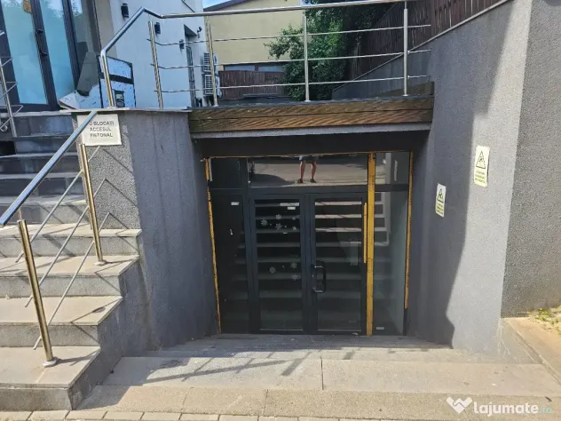 Spatiu Comercial intrare Sos. Giurgiului
