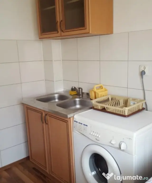 Apartament 2 camere, 44 MP+ Parcare, Zona Eroilor, Floresti