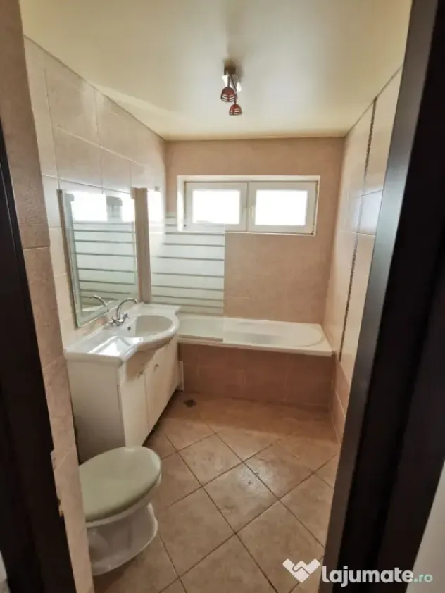 Apartament 2 camere 56mp cu garaj , zona Stejarului