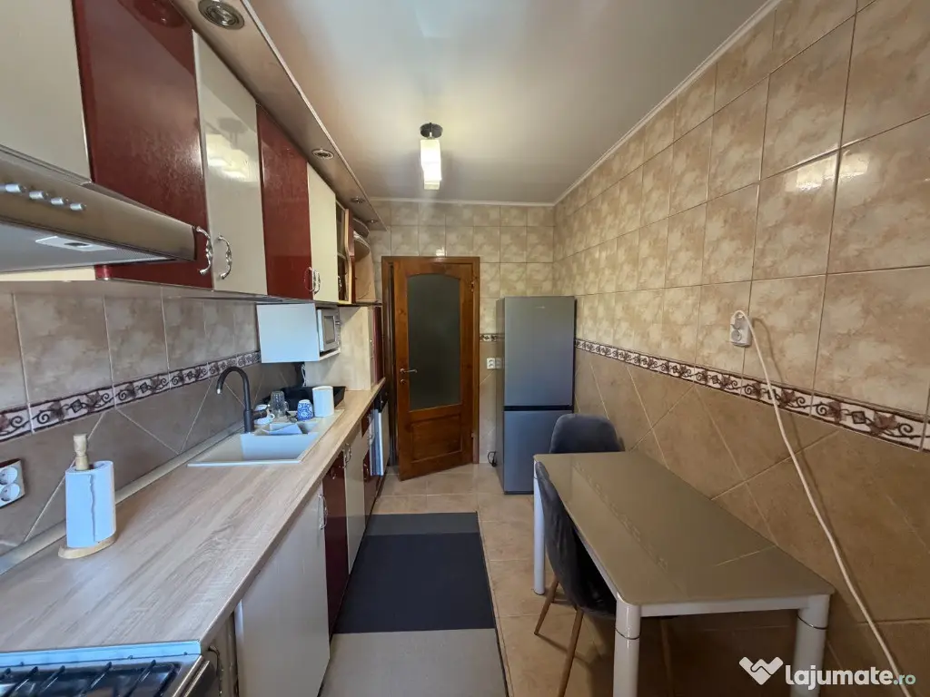 Apartament 2 camere,strada Babadag,etaj 2