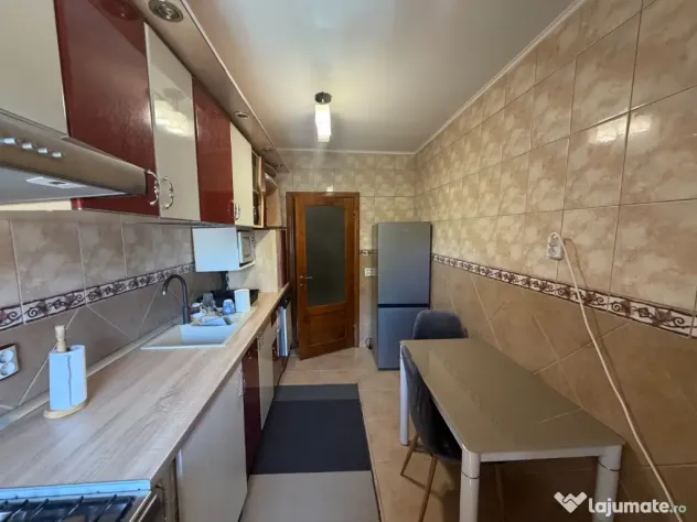 Apartament 2 camere,strada Babadag,etaj 2